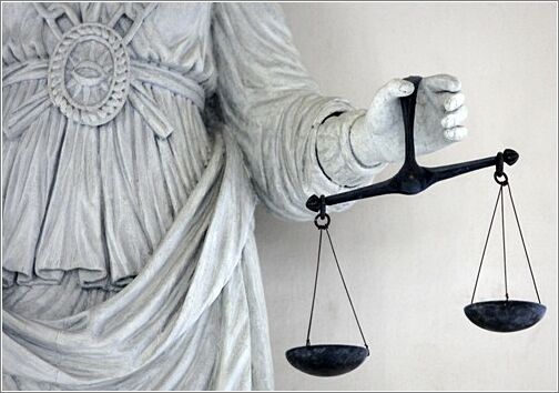 lady justice scale